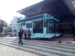 Bus Bandros: Dulu Bus Parade Juara Persib, Besok Arak Juara Olimpiade