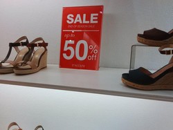 High Heels Sampai Sneakers Diskon di Staccato Grand Indonesia Hingga 50%