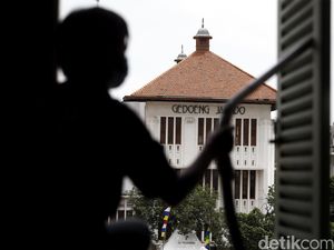 GO-CLEAN Bersih-bersih Museum Fatahillah