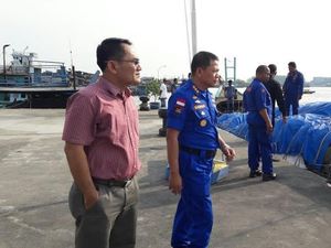 Polair Polda Sumut Ungkap Kasus Penyelundupan Pakaian Bekas dari Malaysia Polair Polda Sumut Ungkap Kasus Penyelundupan Pakaian Bekas dari Malaysia