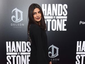 Suka Makan Burger dan Pizza, Ini Cara Priyanka Chopra Jaga Badan