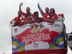 Tiba di Indonesia, Peraih Medali Olimpiade Diarak Menuju Kemenpora