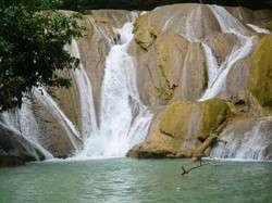 Air Terjun Perawan di Sultra