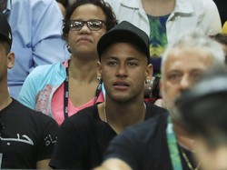 Barca Tunggu Neymar Bulan Depan