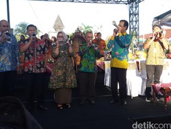 Tiupan Terompet Sultan Awali Perhelatan Festival Kesenian Yogyakarta Ke 28