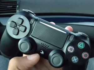 Begini Tampilan Kontroler PlayStation 4 Slim Begini Tampilan Kontroler PlayStation 4 Slim