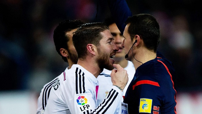 Sergio Ramos dan Koleksi 150 Kartu Kuningnya