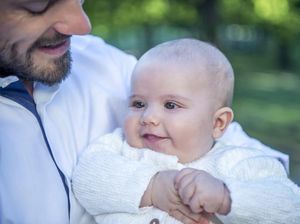 Lucunya Putra Pertama Pangeran Carl Philip & Putri Sofia dari Swedia