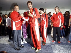 Jemput Tontowi, Sang Ayah Menyetir dari Banyumas ke Jakarta