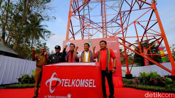 Pengawal Sinyal di Pulau Alor