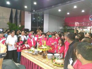 Tontowi dan Liliyana Dapat Tiket AirAsia Gratis Seumur Hidup ke Seluruh Dunia