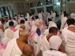 Hormati Budaya Setempat, Jemaah Diimbau Berpakaian Sopan