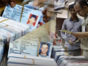 Kemendagri: Data KK dan e-KTP yang Diperjualbelikan Bukan dari Dukcapil