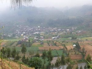 Kemah Bareng Anak, Coba ke Gunung Prau