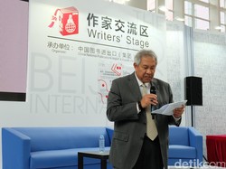 Diskusi Buku Agustinus Wibowo dan Yu Hua Perkuat Hubungan Dua Negara