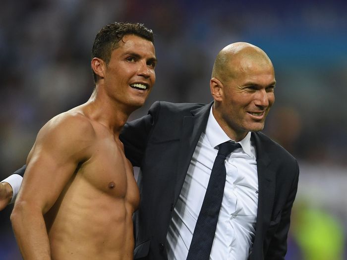 Tak ada Cristiano Ronaldo dan Zidane di Real Madrid musim depan (Getty Images/Laurence Griffiths) Tak ada Cristiano Ronaldo dan Zidane di Real Madrid musim depan (Getty Images/Laurence Griffiths)