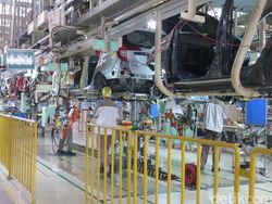 Permintaan Menurun, Daihatsu Kendurkan Produksi Mobil