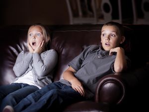 10 Rekomendasi Film Horor Indonesia Paling Seram dengan Rating IMDb Tinggi 10 Rekomendasi Film Horor Indonesia Paling Seram dengan Rating IMDb Tinggi