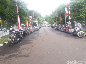 Komunitas Harley dan Go-Jek Ikut Arak-arakan Rombongan Olimpiade ke Istana