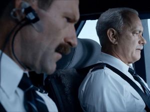 Film Tom Hanks Sully Rajai Box Office Film Tom Hanks Sully Rajai Box Office