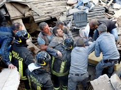 Korban Jiwa Gempa Italia Menjadi 120 Orang, Petugas Terus Gali Reruntuhan