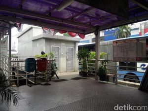 Toilet Umum Kini Hadir di Halte TransJ Harmoni, Tak Perlu Risau Lagi Bila Kebelet