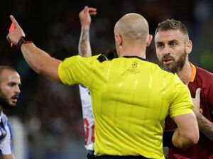 Roma Sudah Diperingatkan soal Kartu Merah Roma Sudah Diperingatkan soal Kartu Merah
