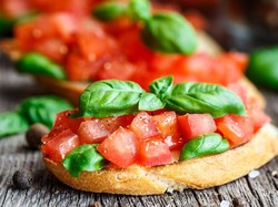 Ganti Mentega dengan Olesan Segar untuk Roti Panggang Ini