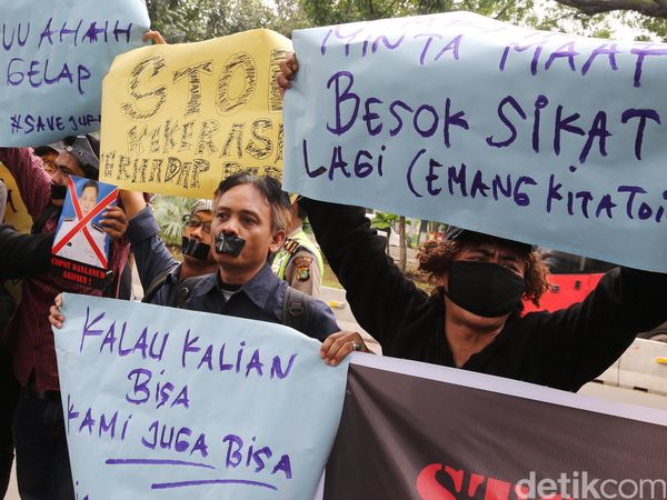 Unjukrasa Jurnalis Tolak Kekerasan oleh Oknum TNI