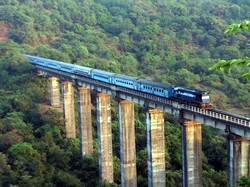 Tak Bakalan Bosan Naik Kereta di India, Ini Sebabnya