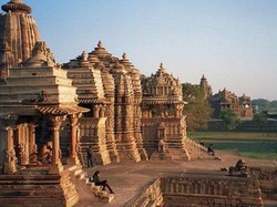 Aha! India Punya Candi Kamasutra