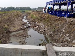 PG Gempolkrep Normalisasi 10 Km Patusan di Mojokerto dan Jombang