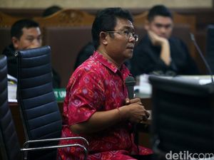 Pertanyaan Pengacara Jessica Bikin Profesor Toksikologi Kebingungan Pertanyaan Pengacara Jessica Bikin Profesor Toksikologi Kebingungan