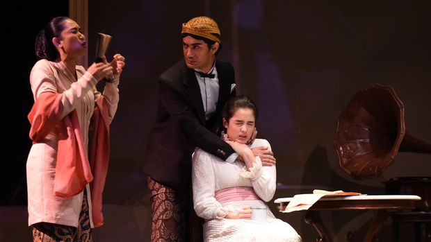 Teater Bunga Penutup Abad Diputar Streaming Akhir Pekan Ini