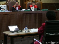 Jessica Tak Komentari Keterangan Saksi Ahli, Sidang Dilanjutkan Pekan Depan