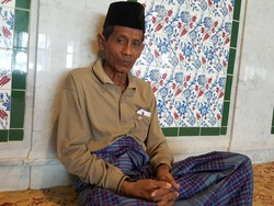 Tekad Kadarusno Bertahun-Tahun Menabung dan Melawan Penyakit Agar Bisa Berhaji