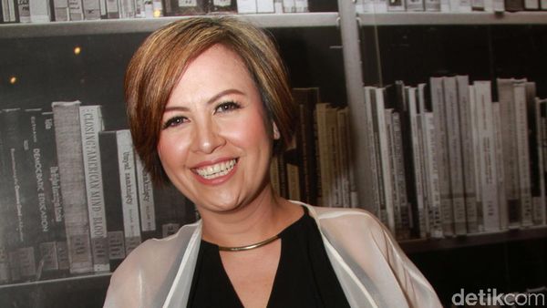 Perut Hamil 4 Bulan Cynthia Lamusu