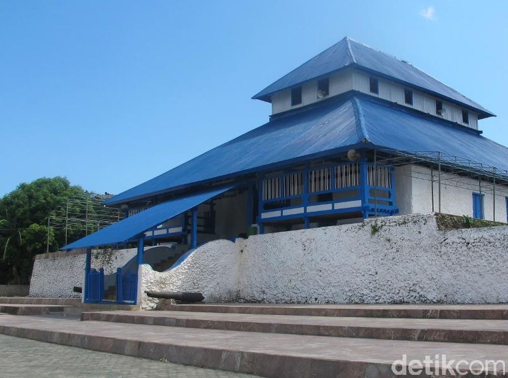 Kisah Masjid yang Konon Terdengar Suara Adzan dari Makkah Kisah Masjid yang Konon Terdengar Suara Adzan dari Makkah