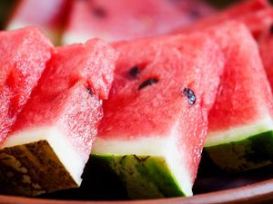 Cheesecake, Puding Cokelat dan Semangka Makin Enak Jika Dibekukan (2)