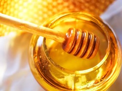 Madu dan Kacang Kering Tak Kenal Tanggal Kadaluarsa (1)