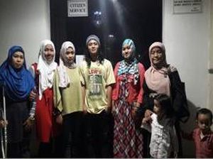 Tiga Bulan Dirawat di KBRI Cairo, TKW Wangsih Kembali ke Indonesia