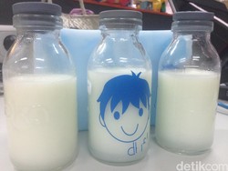 Trik Buat Bunda Agar Tetap Lancar Memerah ASI Saat Mudik