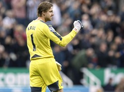 Ajax Pinjam Tim Krul