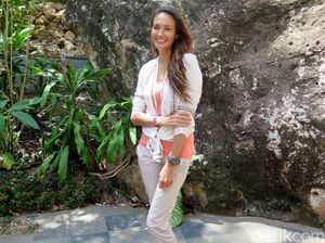 Nadine Chandrawinata Kesentil Isu Cerita Labuan Hati