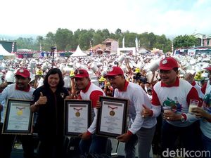 Selamat, Festival Nongkojajar 2016 Telorkan Rekor MURI Selamat, Festival Nongkojajar 2016 Telorkan Rekor MURI