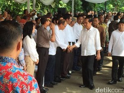 Jokowi Hadiri Kontes Domba Garut di Bogor