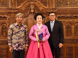 4 Pengusaha Sahabat TKI Korsel Terima Ambassador Award