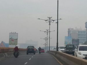 Dikepung Asap, Pesawat Tak Bisa Mendarat di Bandara Pinang Kampai Dumai