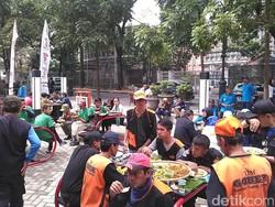 PKL Dayang Sumbi Tempati Rumah Baru yang Nyaman di Tamansari Foodfest