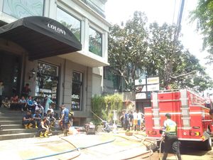 Dari Kemang Square, Petugas Sedot Air di Basement di Gedung Colony Kemang